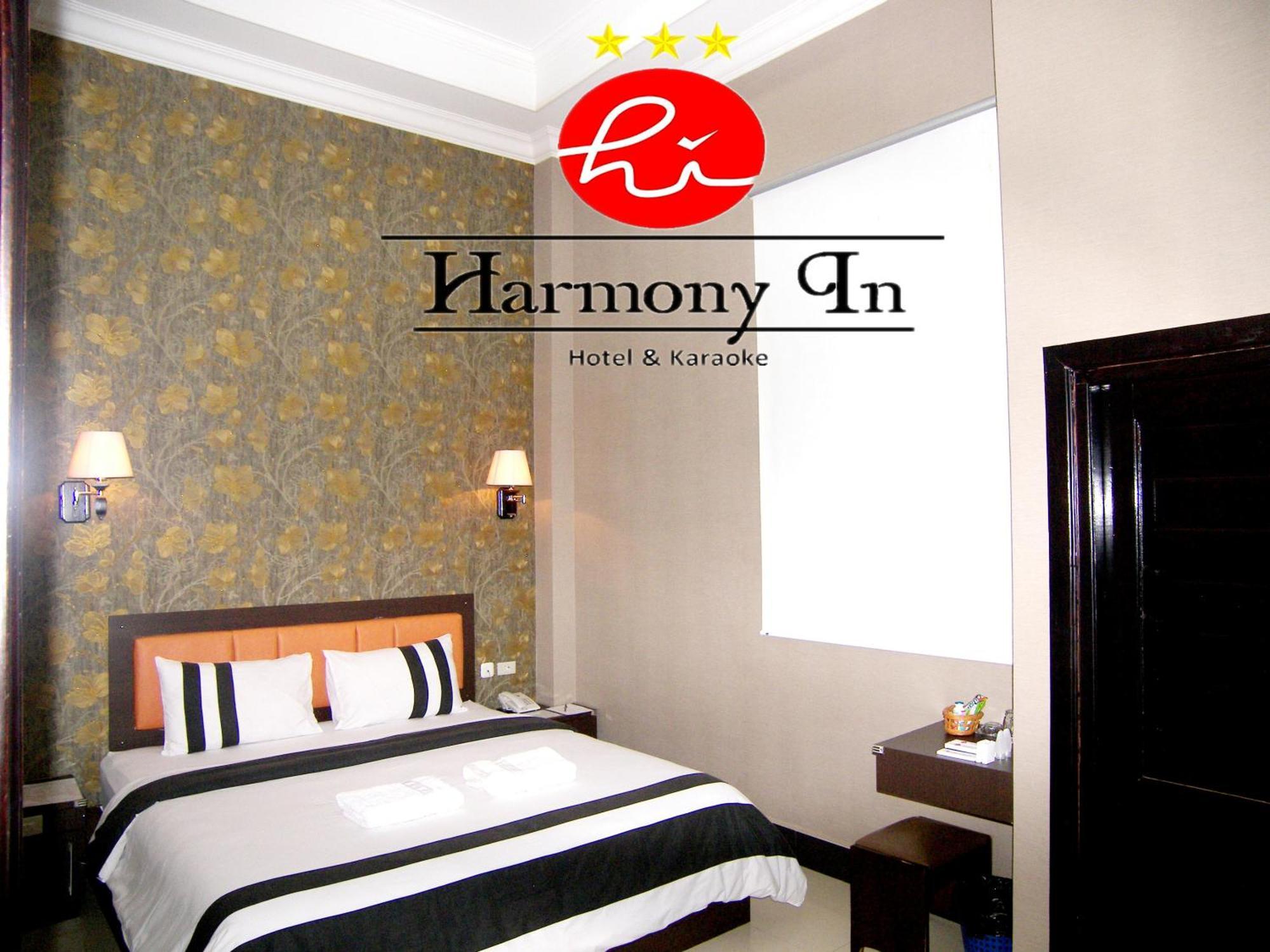 Hotel Harmony In & Karaoke 폰티아낙 객실 사진